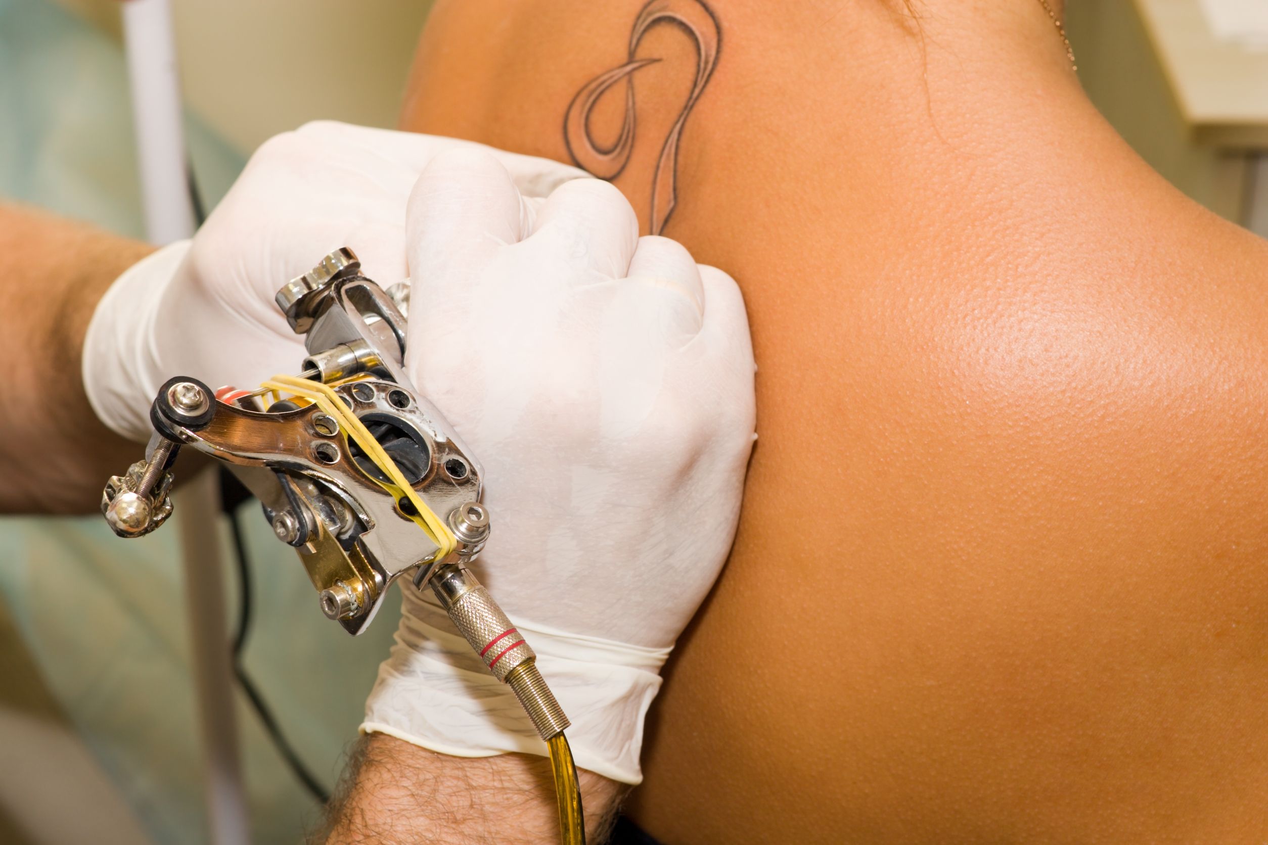 Choosing Between Some of the Best Tattoos in Black and White and Color