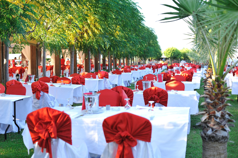 Renting Rectangular Table Overlay Sizing Combinations for Your Event