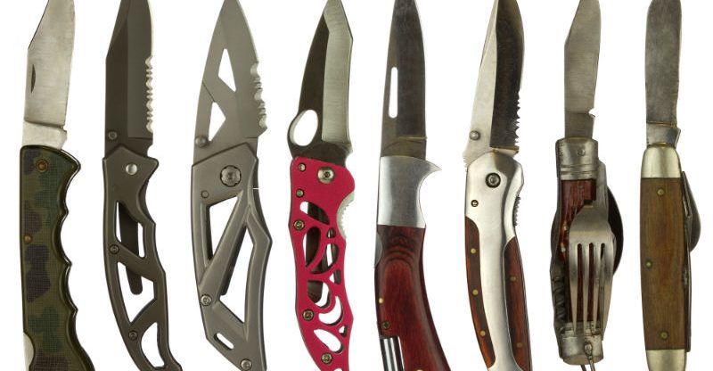 Modern Shoppers Look for an Automatic Pocket Knife in an Online Marketplace