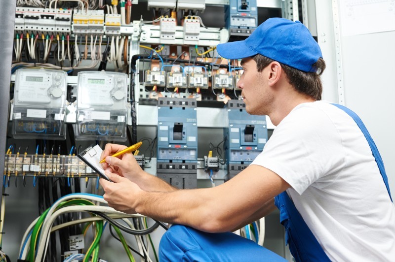 Factors You Should Consider While Choosing Breaker Issue Repair Services in Austin
