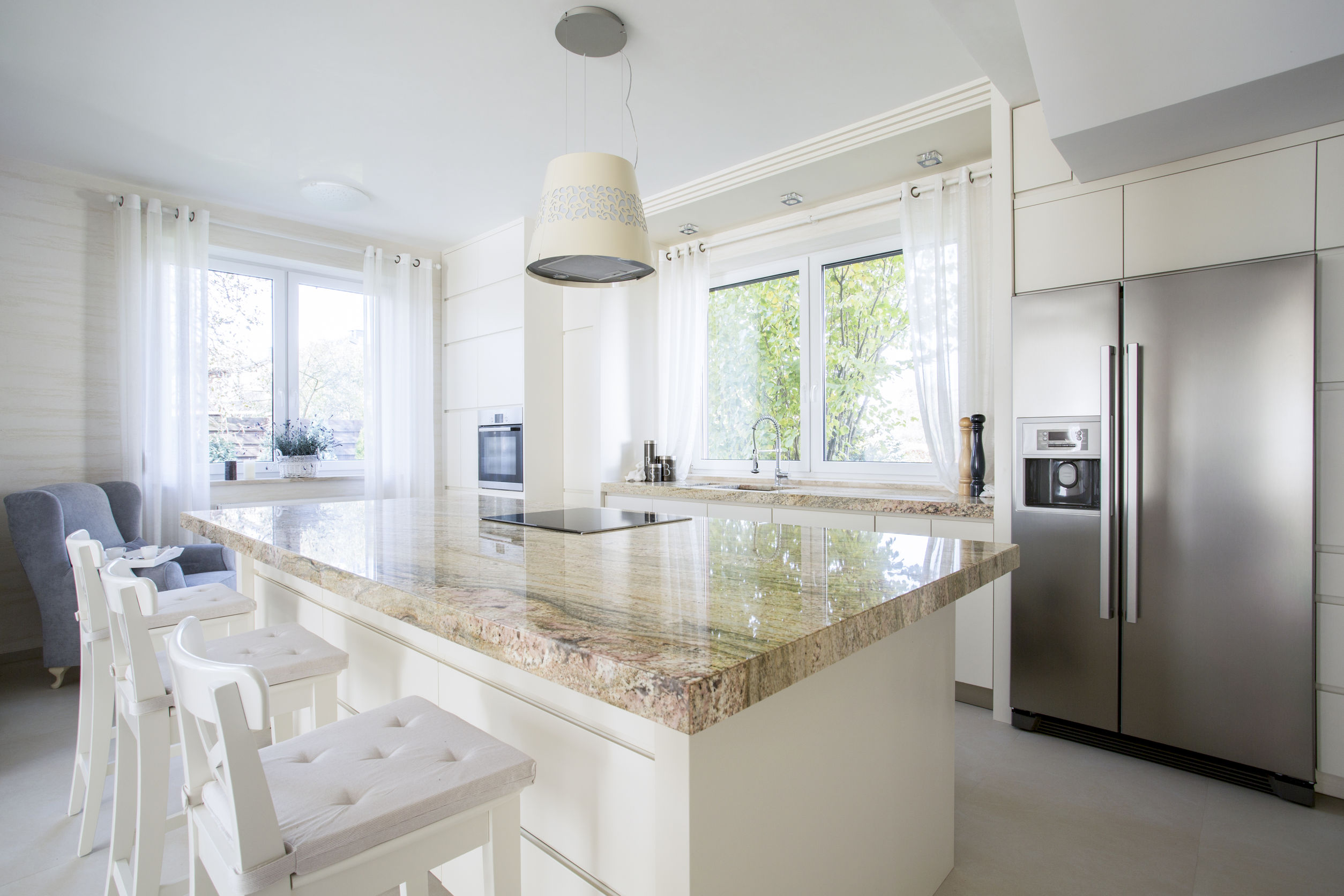 Choosing the Right Professionals to Install Your Countertops San Fernando Valley CA