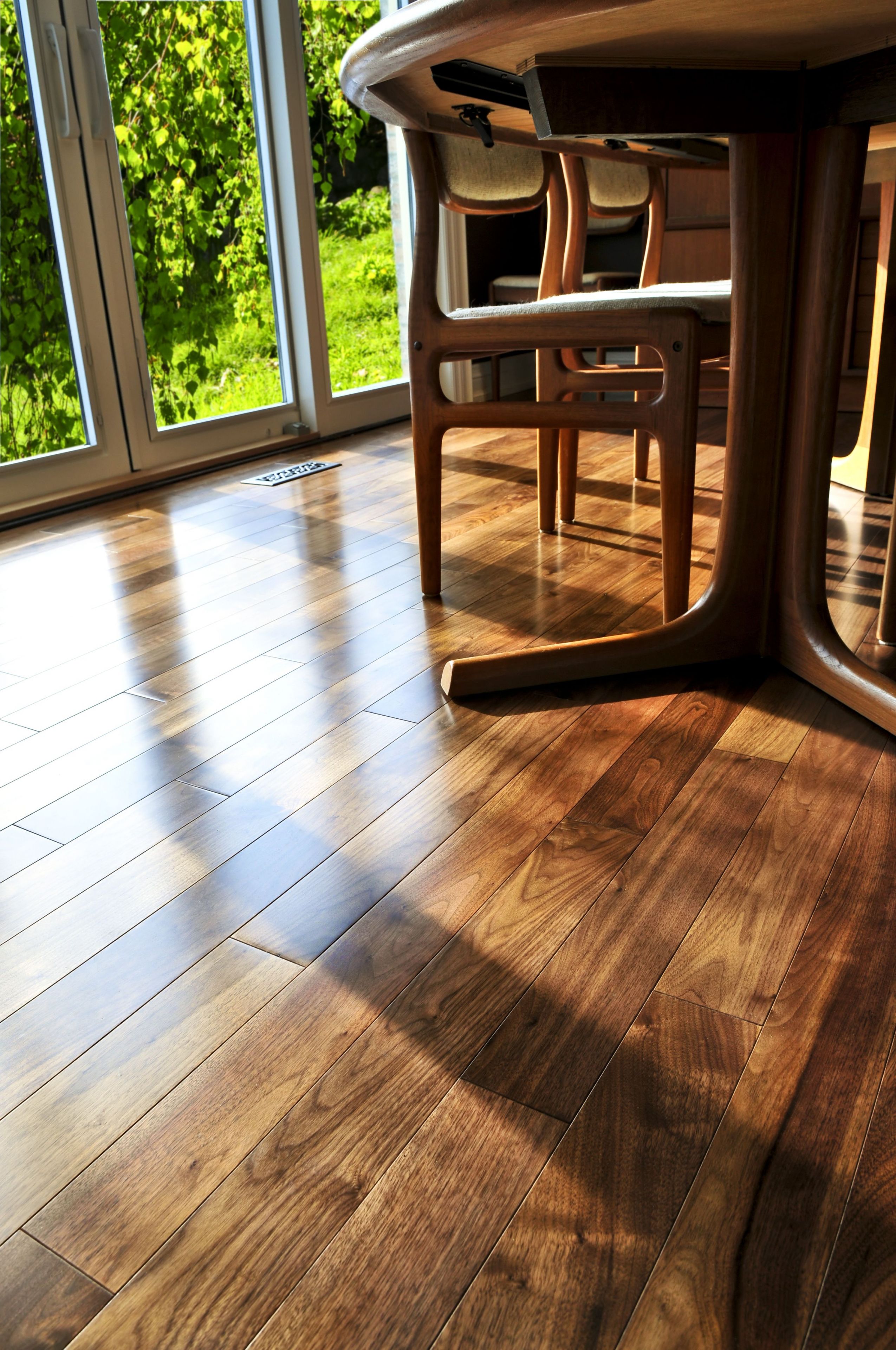 Make Your Room Pop with Laminate Flooring in Oakland