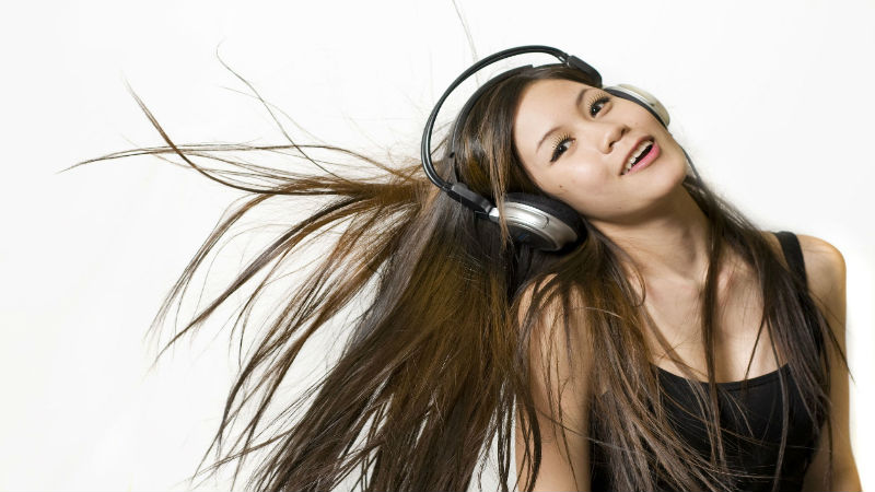 Events That Would Be Great for a Female Vocalist