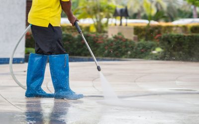 Extend Your Outdoor Living with Deck Cleaning In O’Fallon, MO, and Enjoy a Spotless Retreat