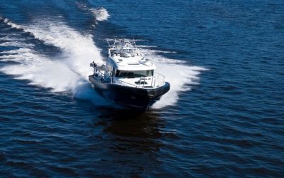 Luxury Meets Adventure on The Water: Choosing Private Boat Rental in Gold Coast