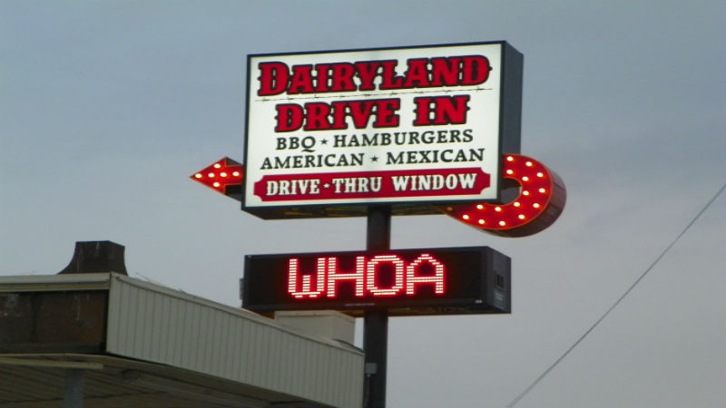 Sign Companies in Arlington, TX Offer Their Services to Both Individuals and Business Owners
