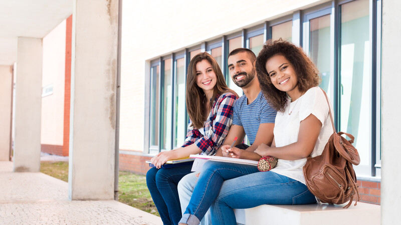 Living in an Off-Campus Apartment is More Convenient Than You Expect