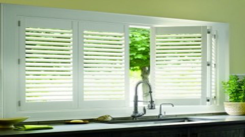 Different Kinds of Shutters in Bradenton, FL