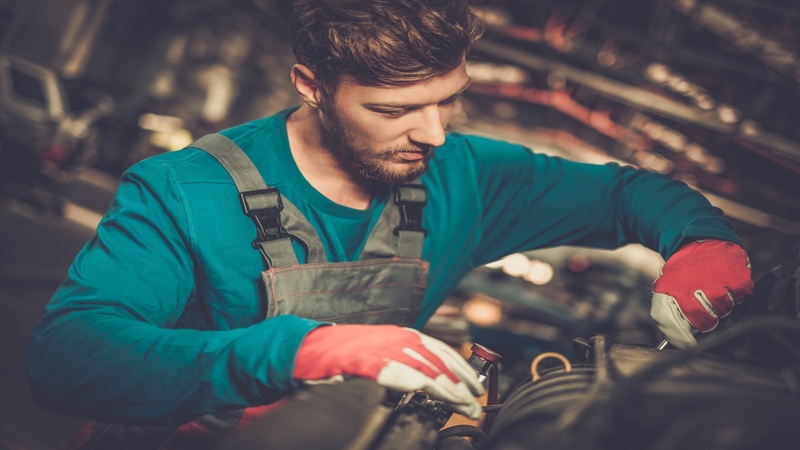 Auto Damage Repair in Centerville, OH for Pothole-Related Incidents